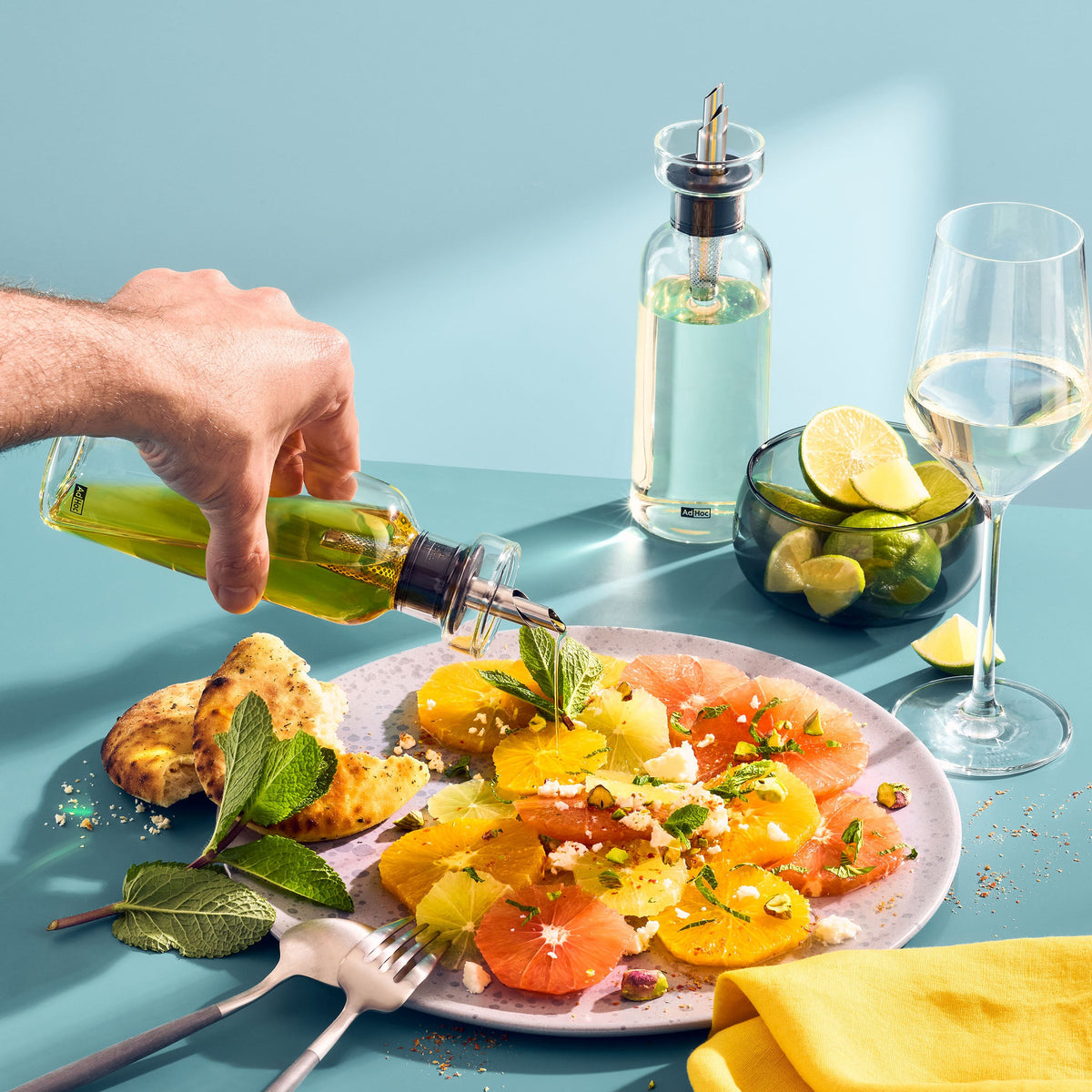 AromaPour oil and vinegar dispenser