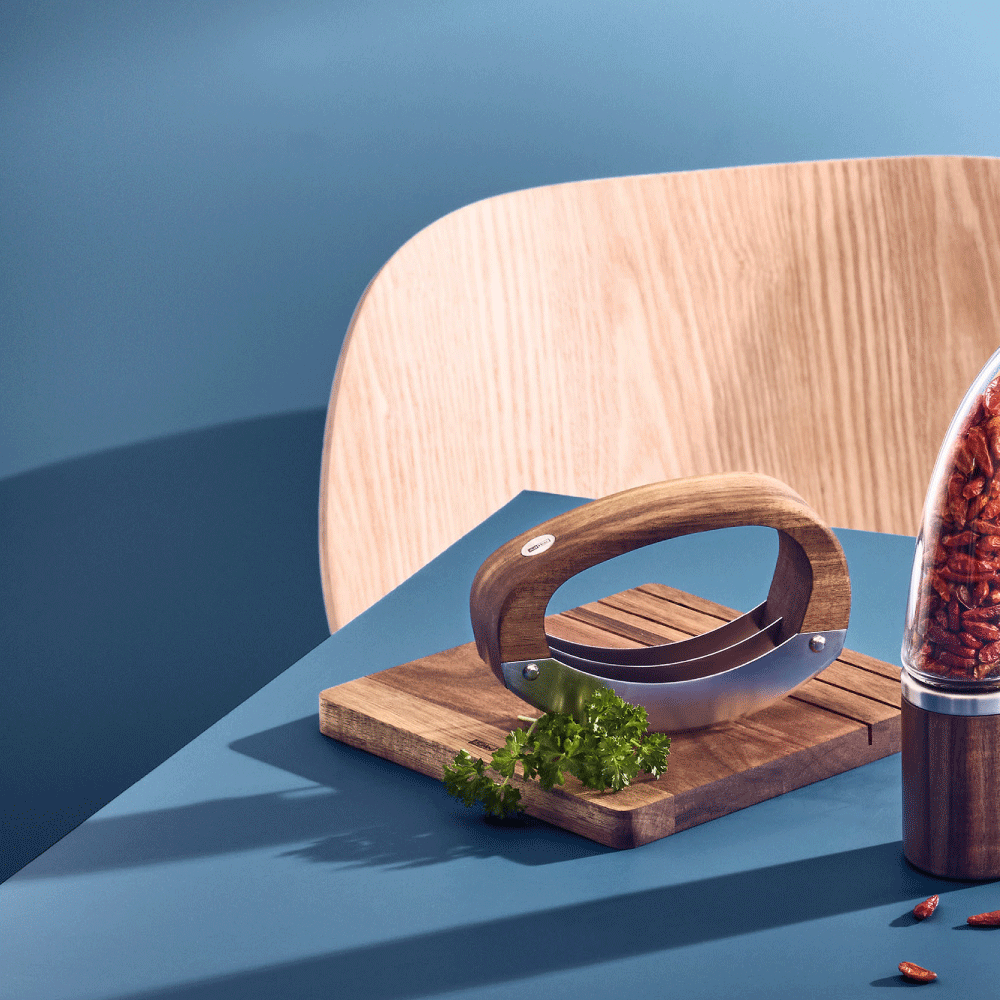 RoccaVerde rocking knife with cutting board