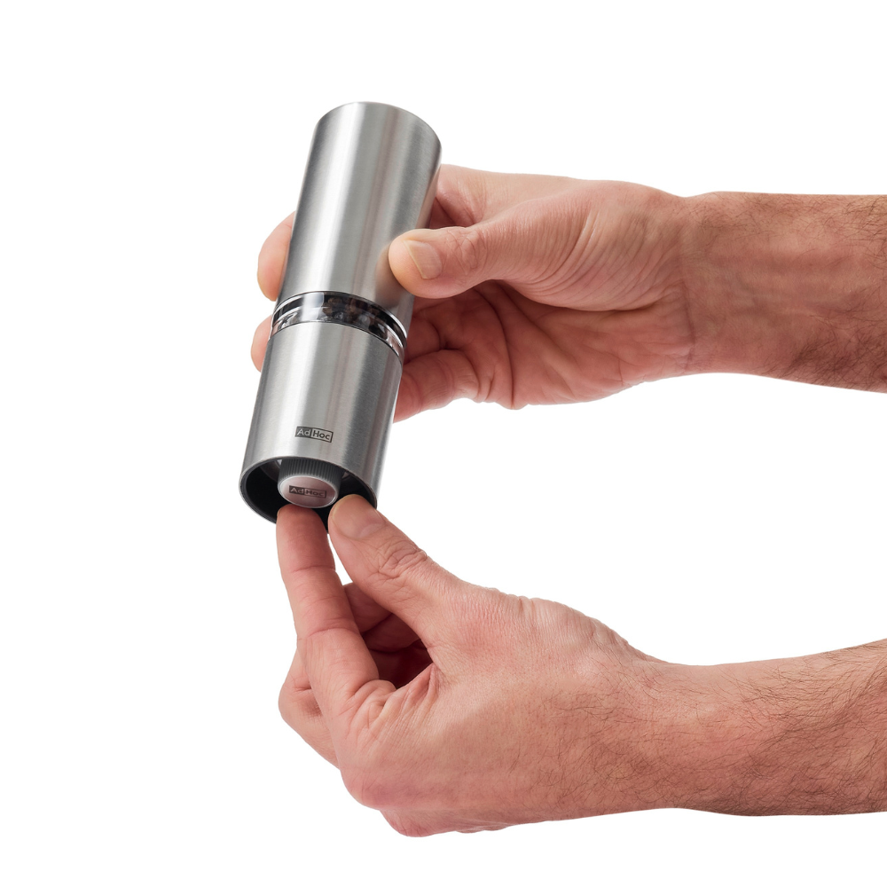 Style salt or pepper mill - single