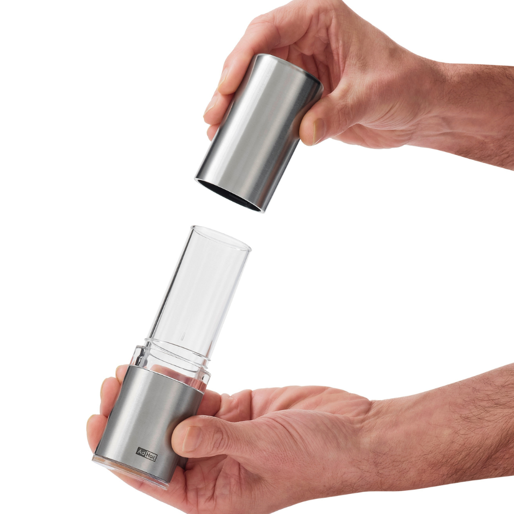 Style salt or pepper mill - single