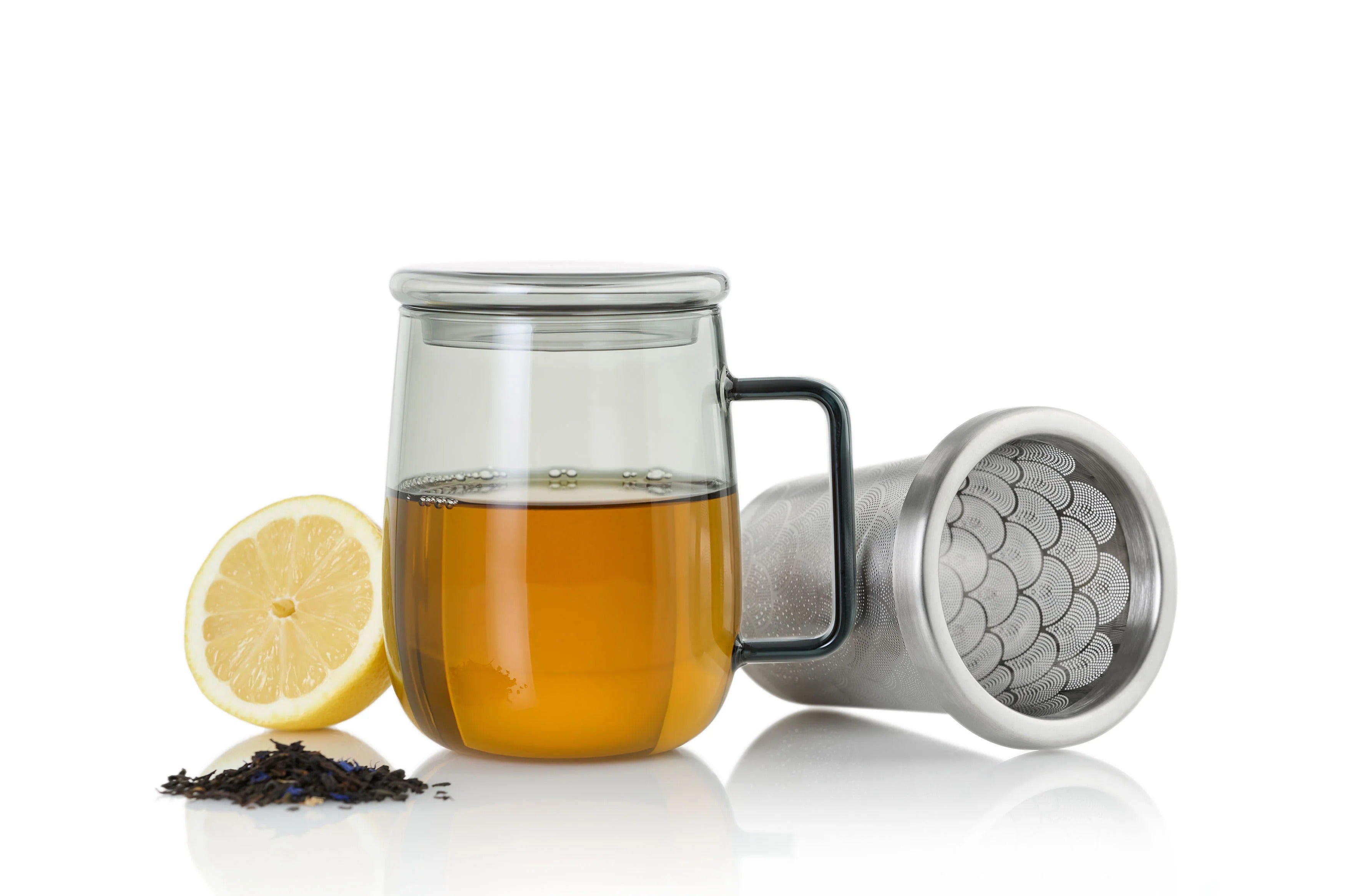 Yuna tea glass with tea infuser